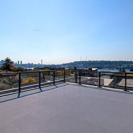 A-Seattle Urban Village- Lopez- Roof Top View Deck Exterior foto